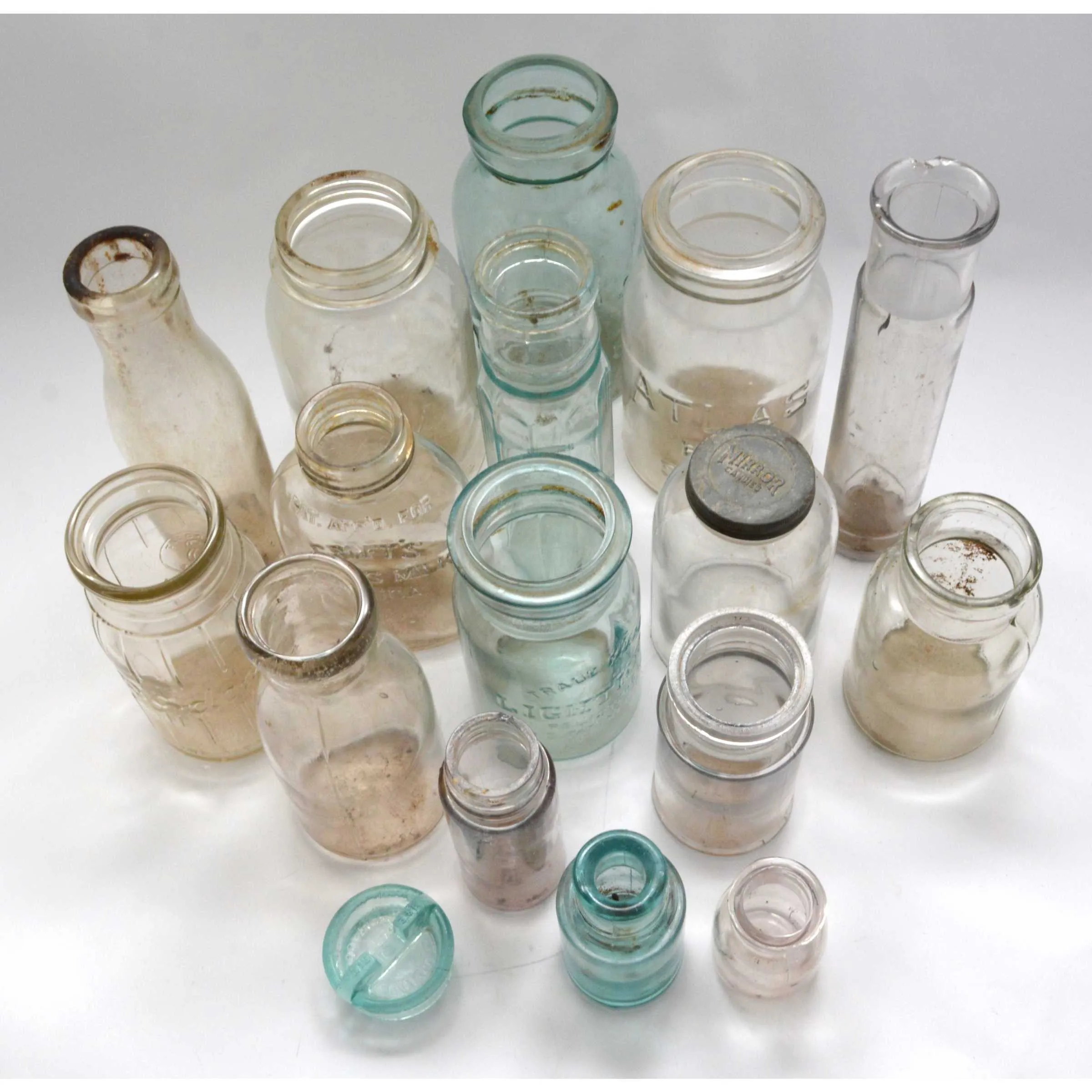 Antique BOTTLE LOT OF 16 CANNING JARS   1 GLASS LID! Milk PICKLE & MORE BOTTLES!