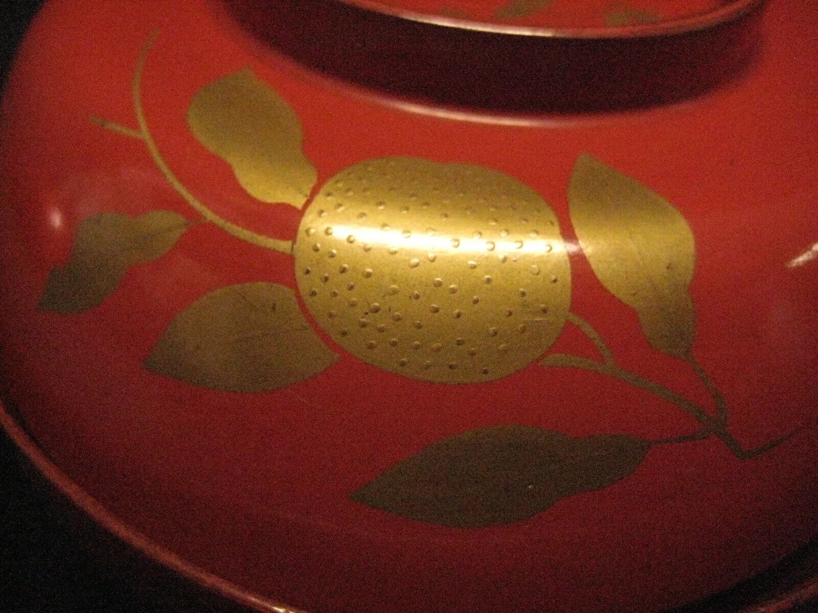 Antique Japanese Meiji Era (C1890) Pair Of Red Lacquer Bowls W/ Gold Flowers
