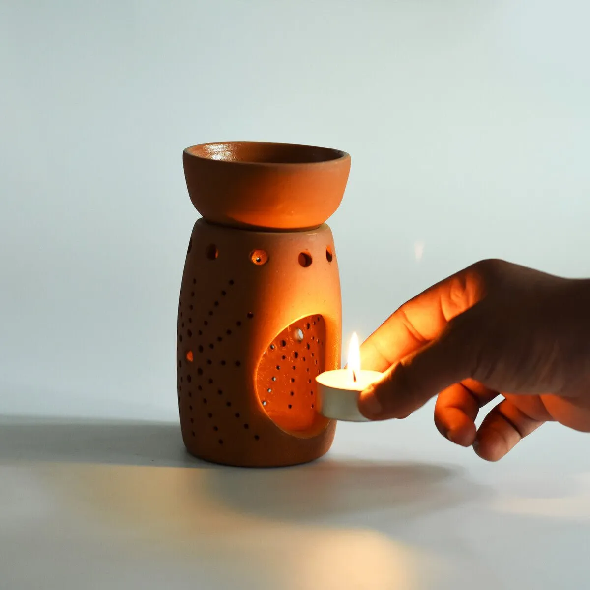 Bud4 Handmade Diffuser with Free Soywax Tealight Candles