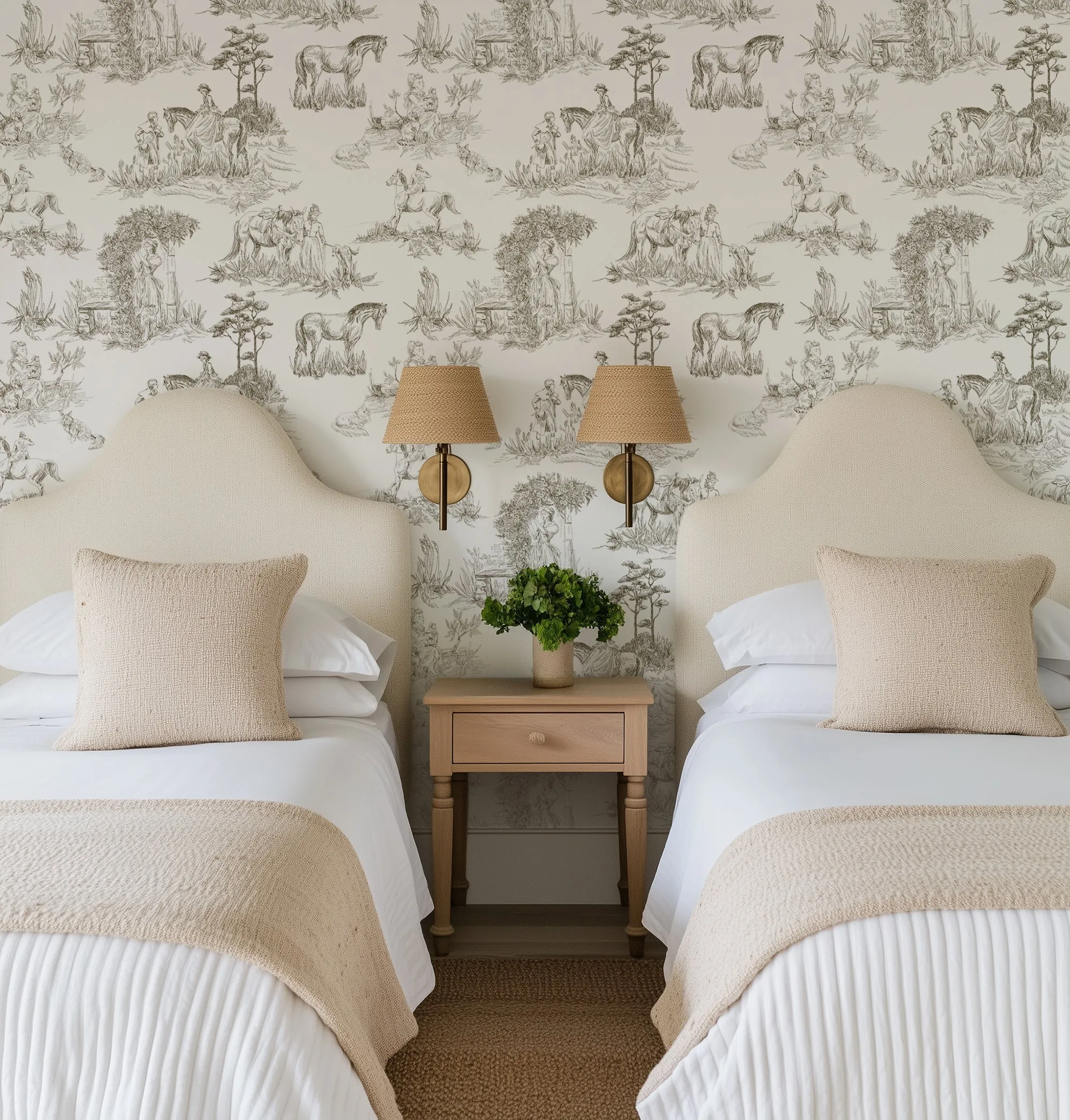 Luxury French Toile Wallpaper – Elegant Vintage Horse & Equestrian Wallcovering