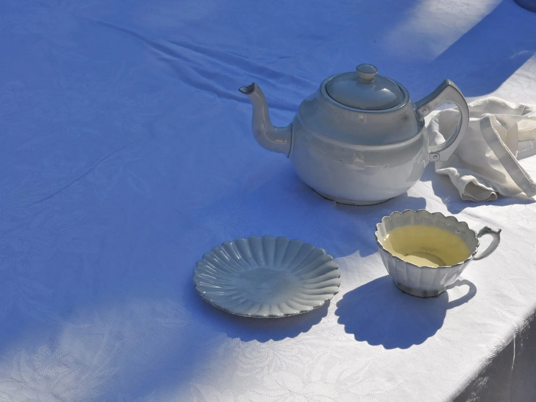 Marguerite Tea Cup and Saucer