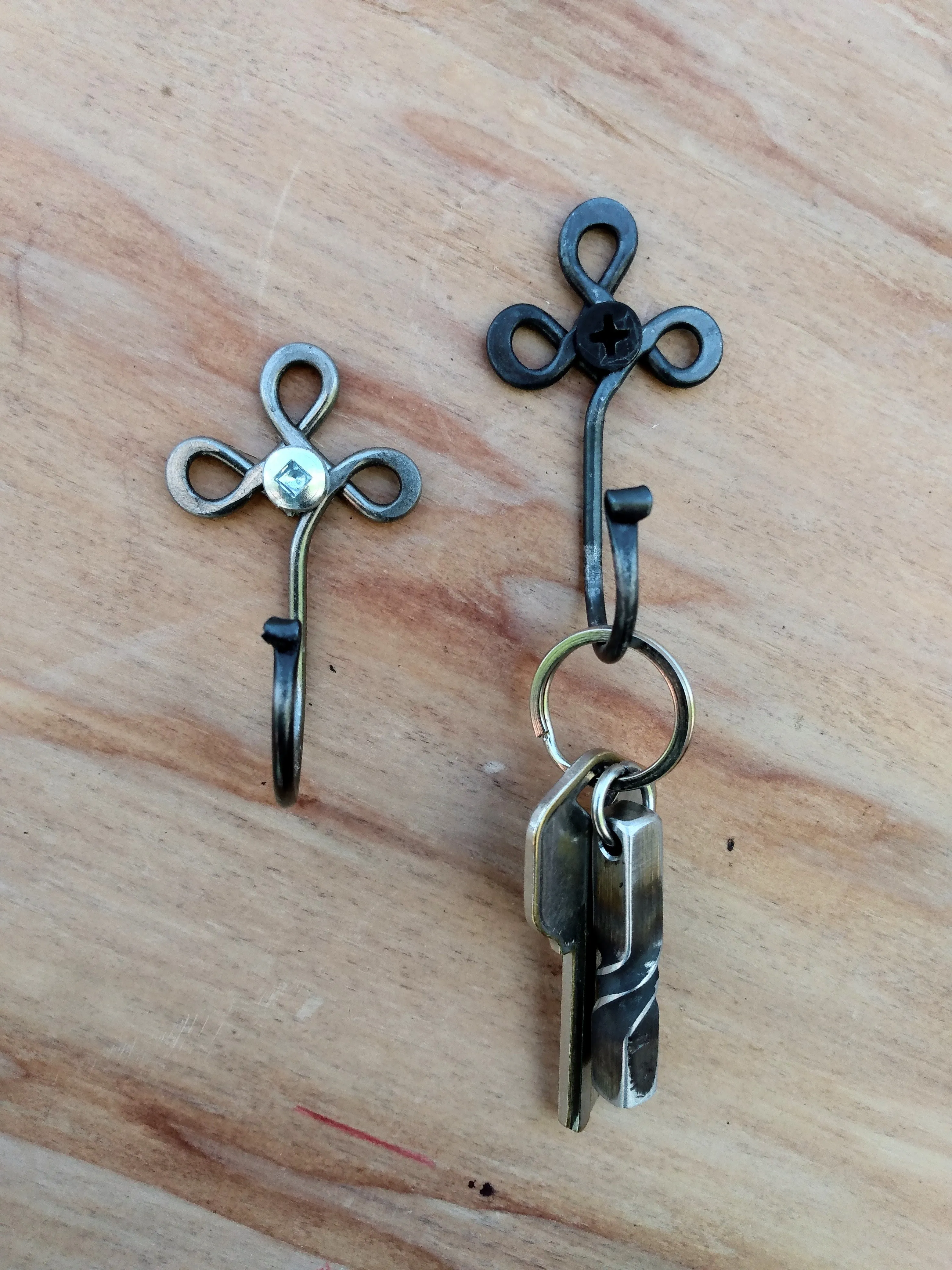 Small Clover Key Hooks (Set of 5)